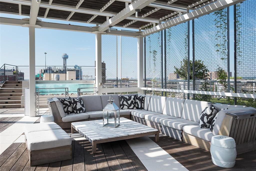 Dallas Condo: 2200 Victory Avenue