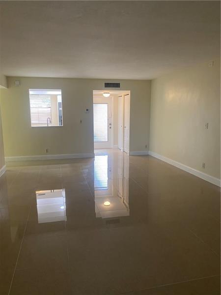 Margate Condo: Undisclosed Address