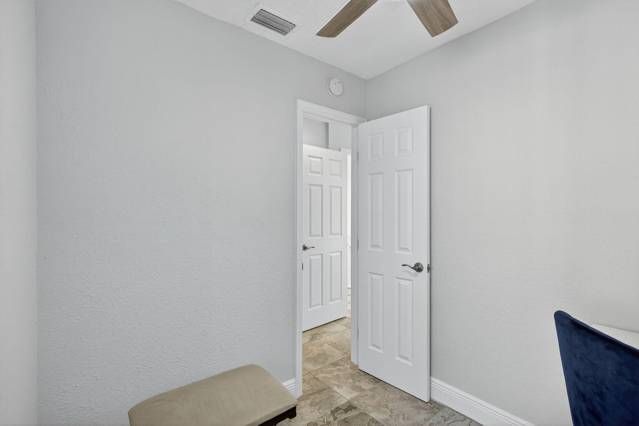 Stuart Condo: 950 South Kanner Highway