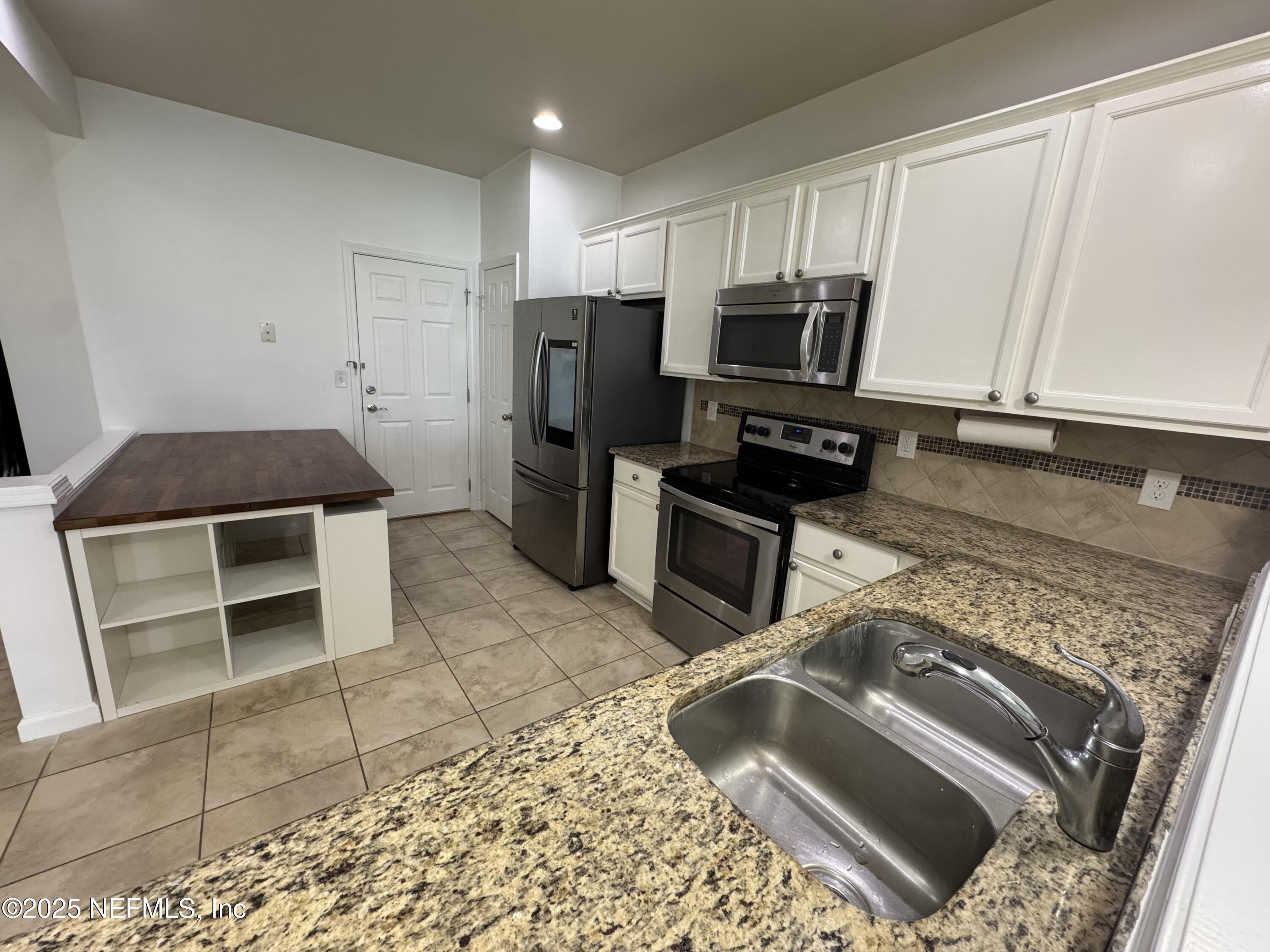 Jacksonville Condo: 6798 Roundleaf Drive