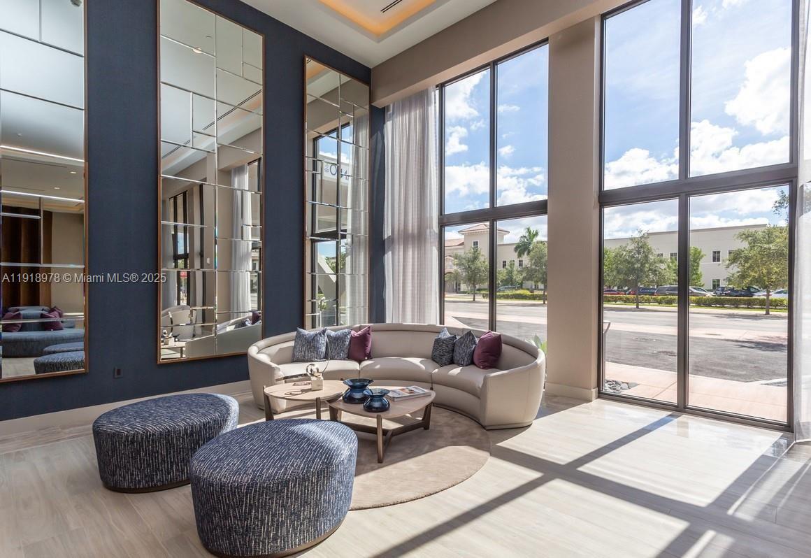 Doral Condo: 5250 Northwest 84th Avenue