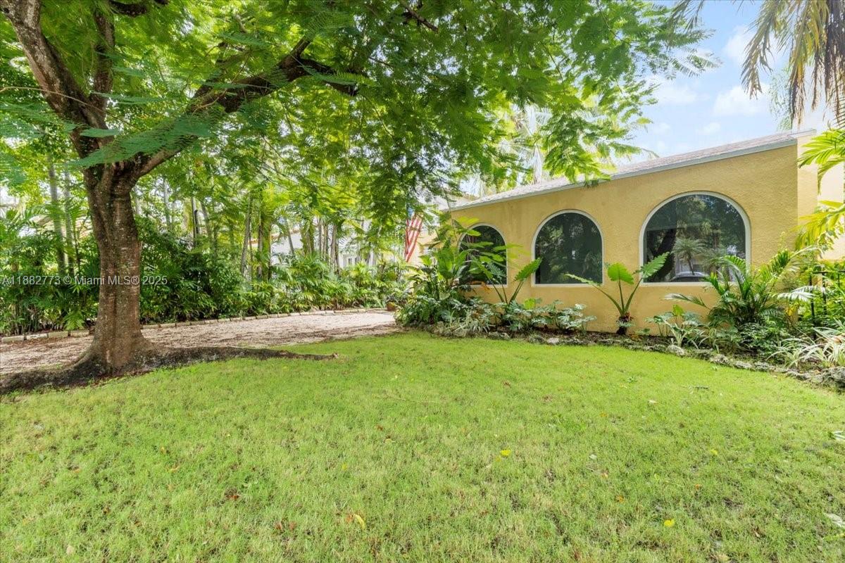 Miami Condo: 34 Southwest 18th Road