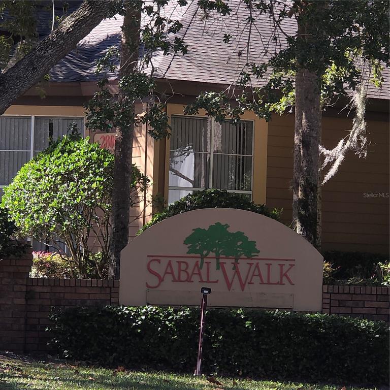 Longwood Condo: 490 North Pin Oak Place