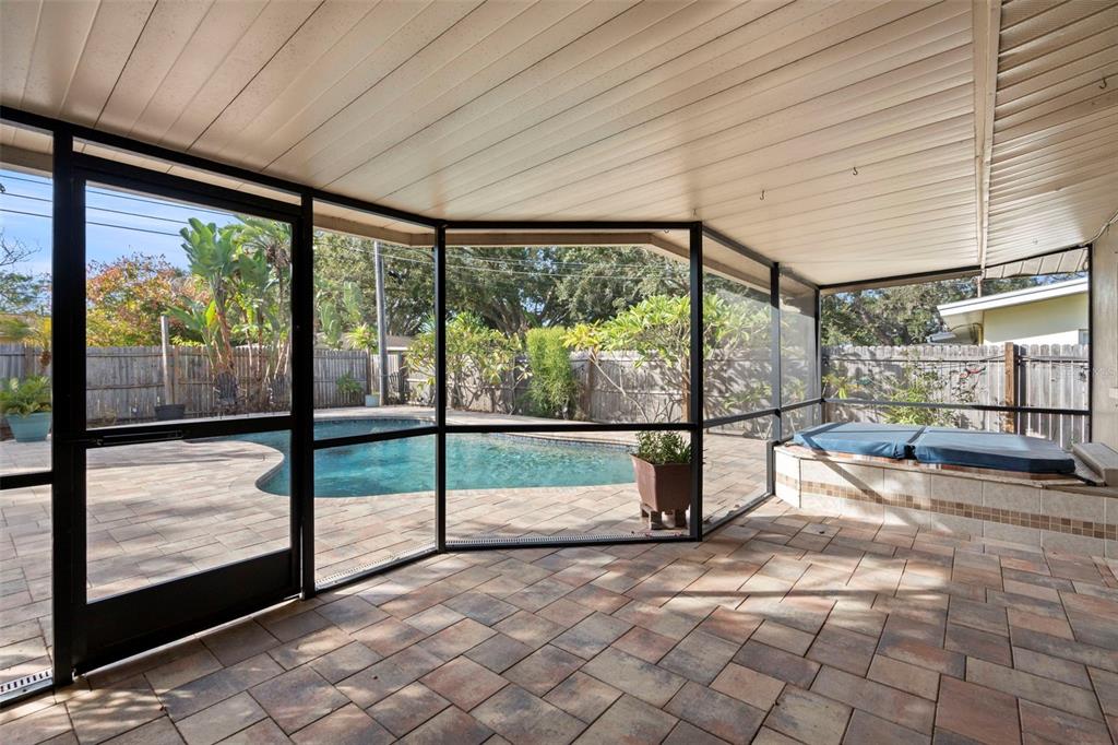 Dunedin Condo: 78 Lexington Drive