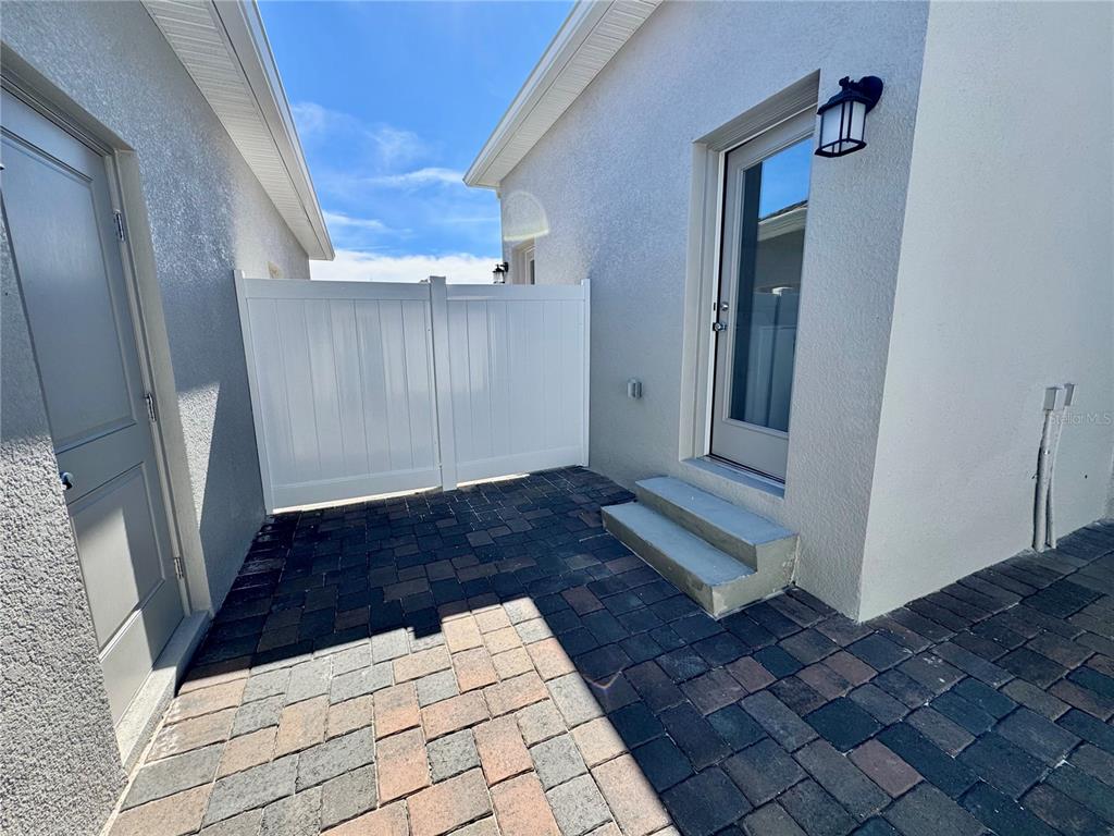 Apopka Condo: 2404 Rider Rain Lane