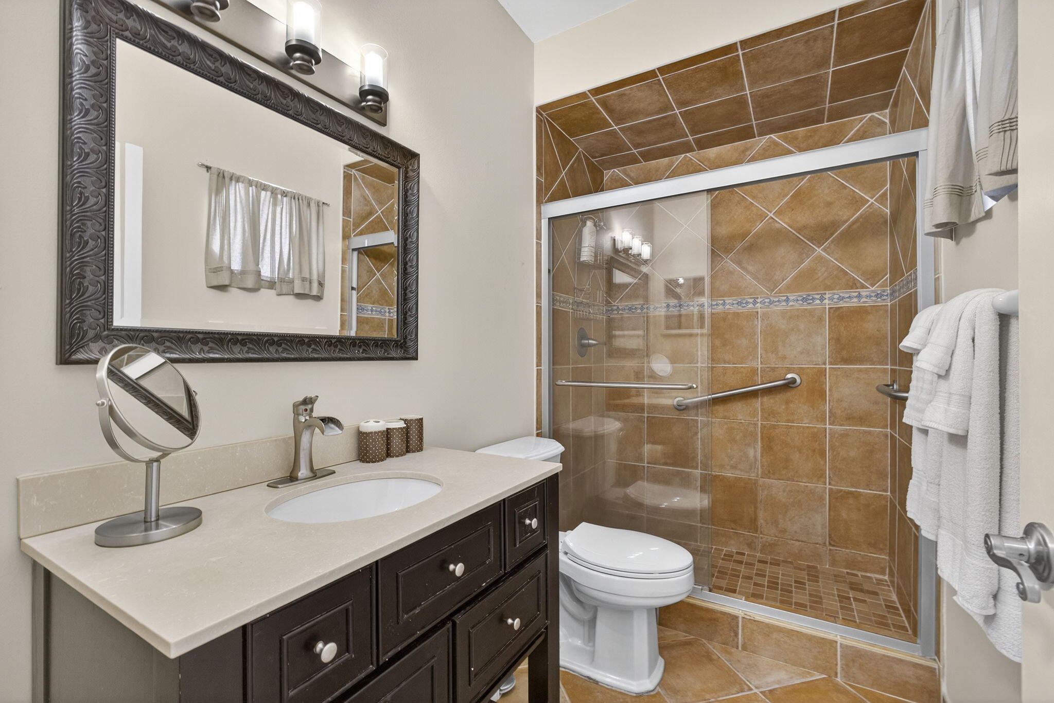 Loxahatchee Condo: Undisclosed Address