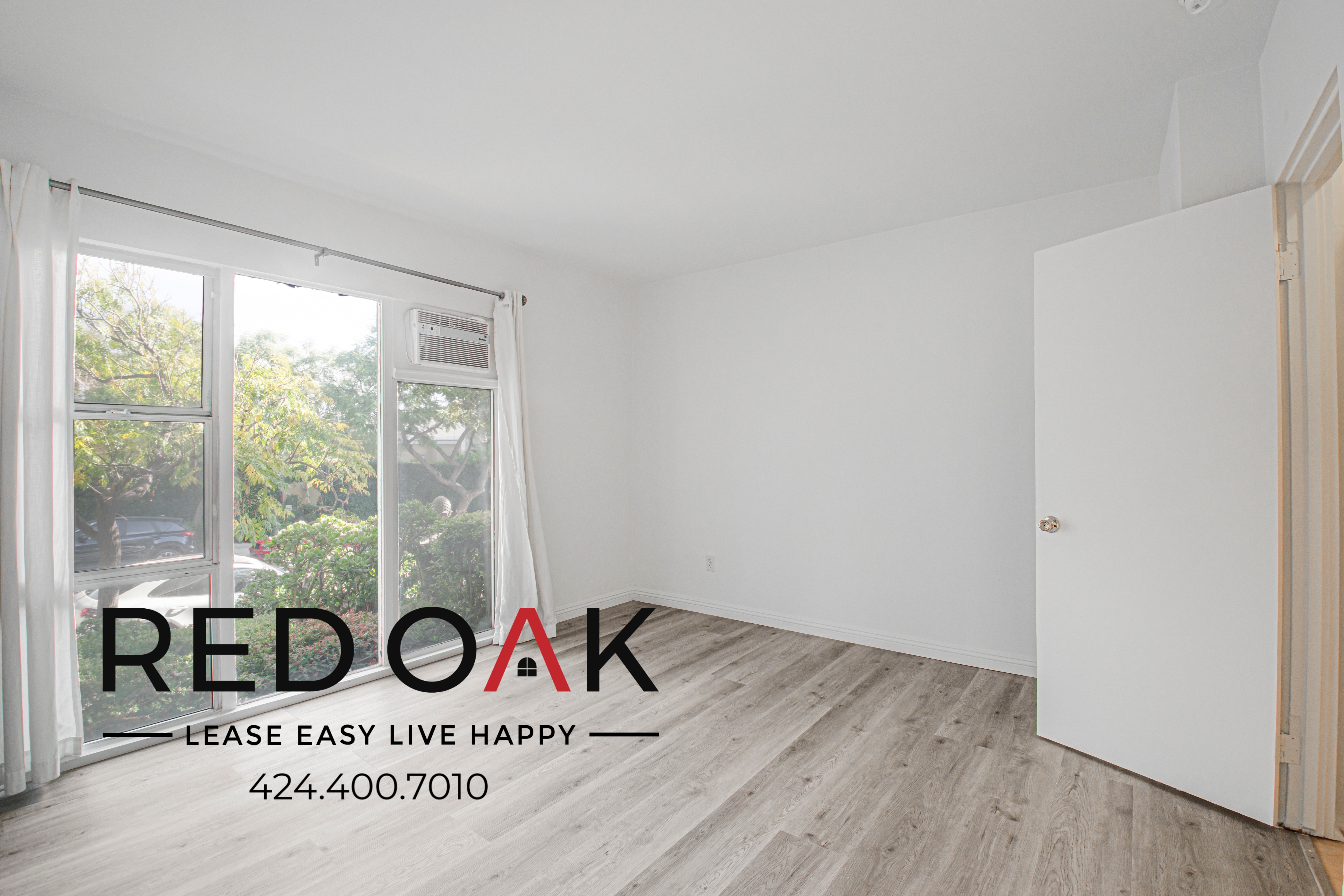 West Hollywood Condo: 1327 N Laurel Ave