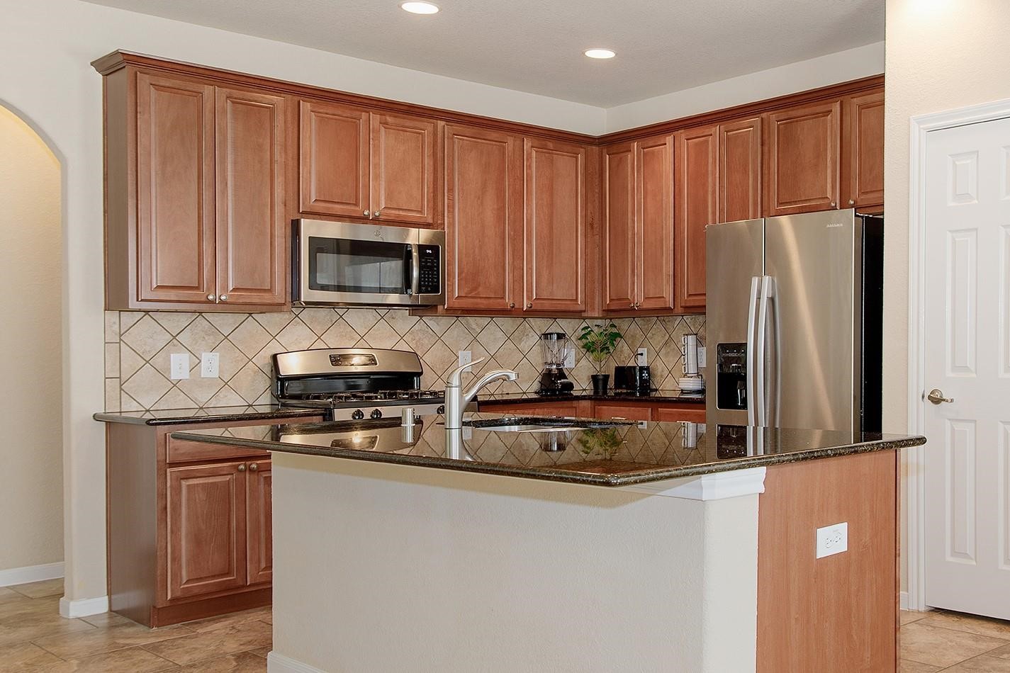 The Woodlands Condo: 3 Pine Needle Place