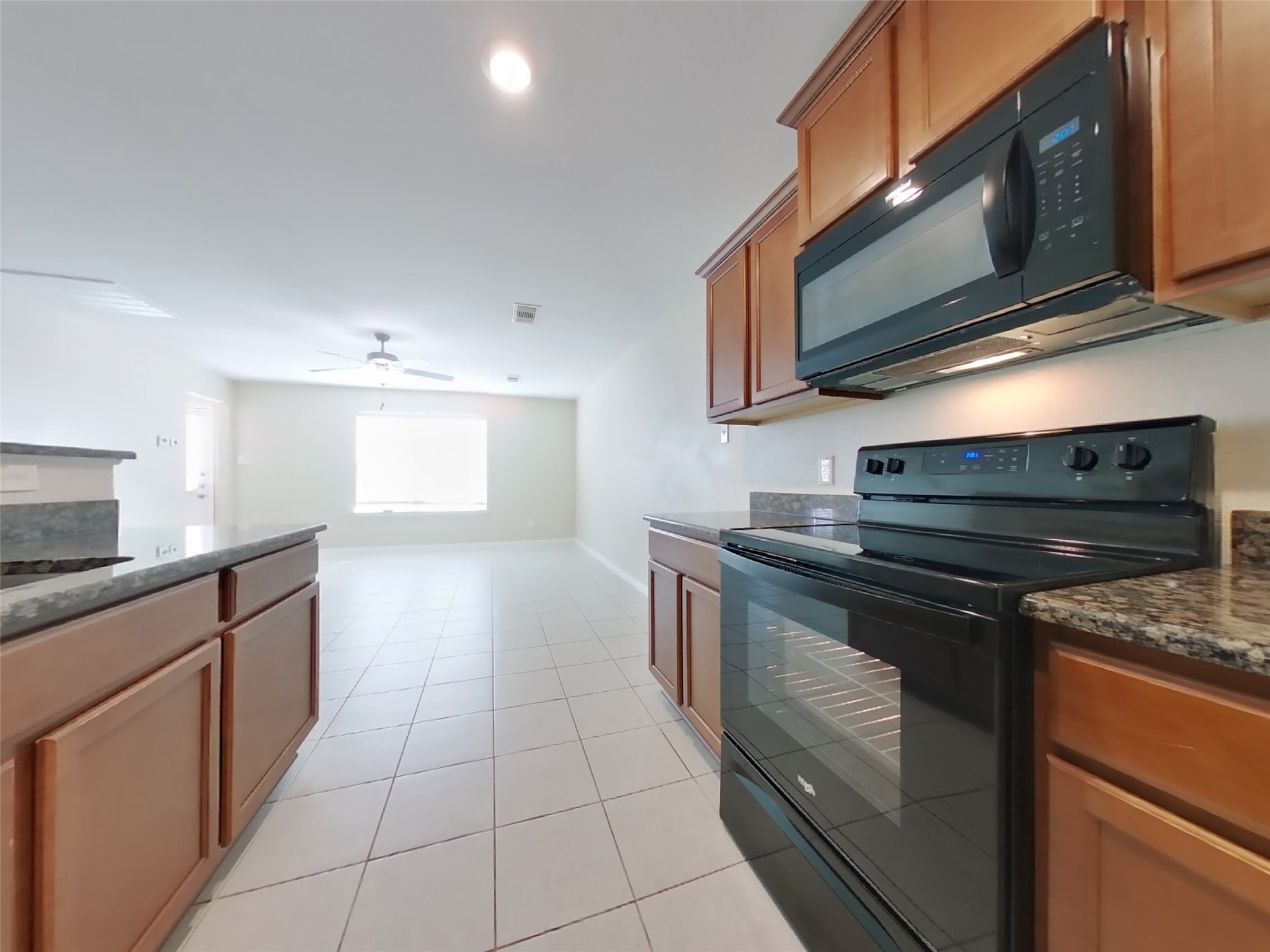 La Marque Condo: 316 Summer Horse Drive