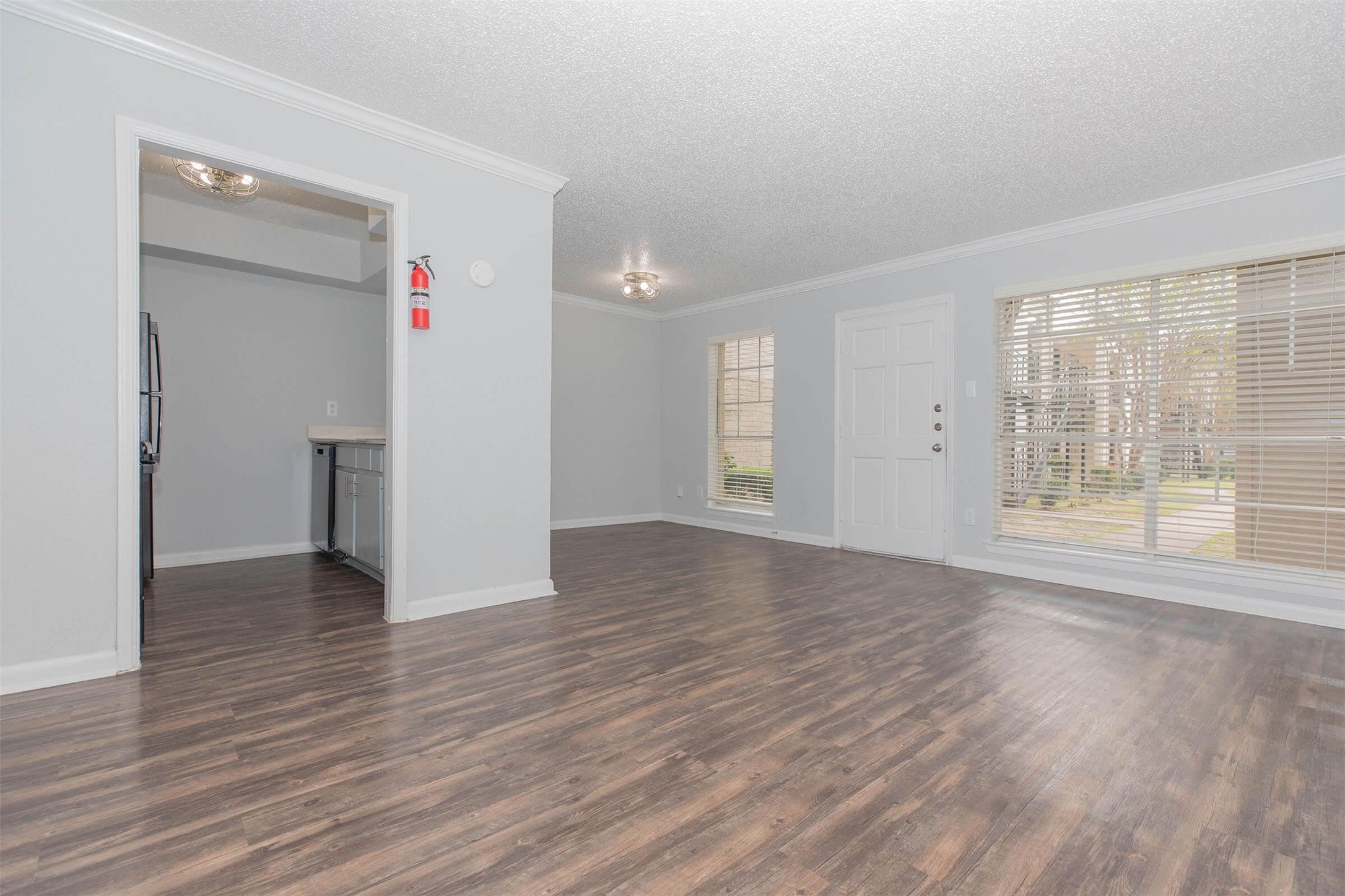 Houston Condo: 3001 Hillcroft Street