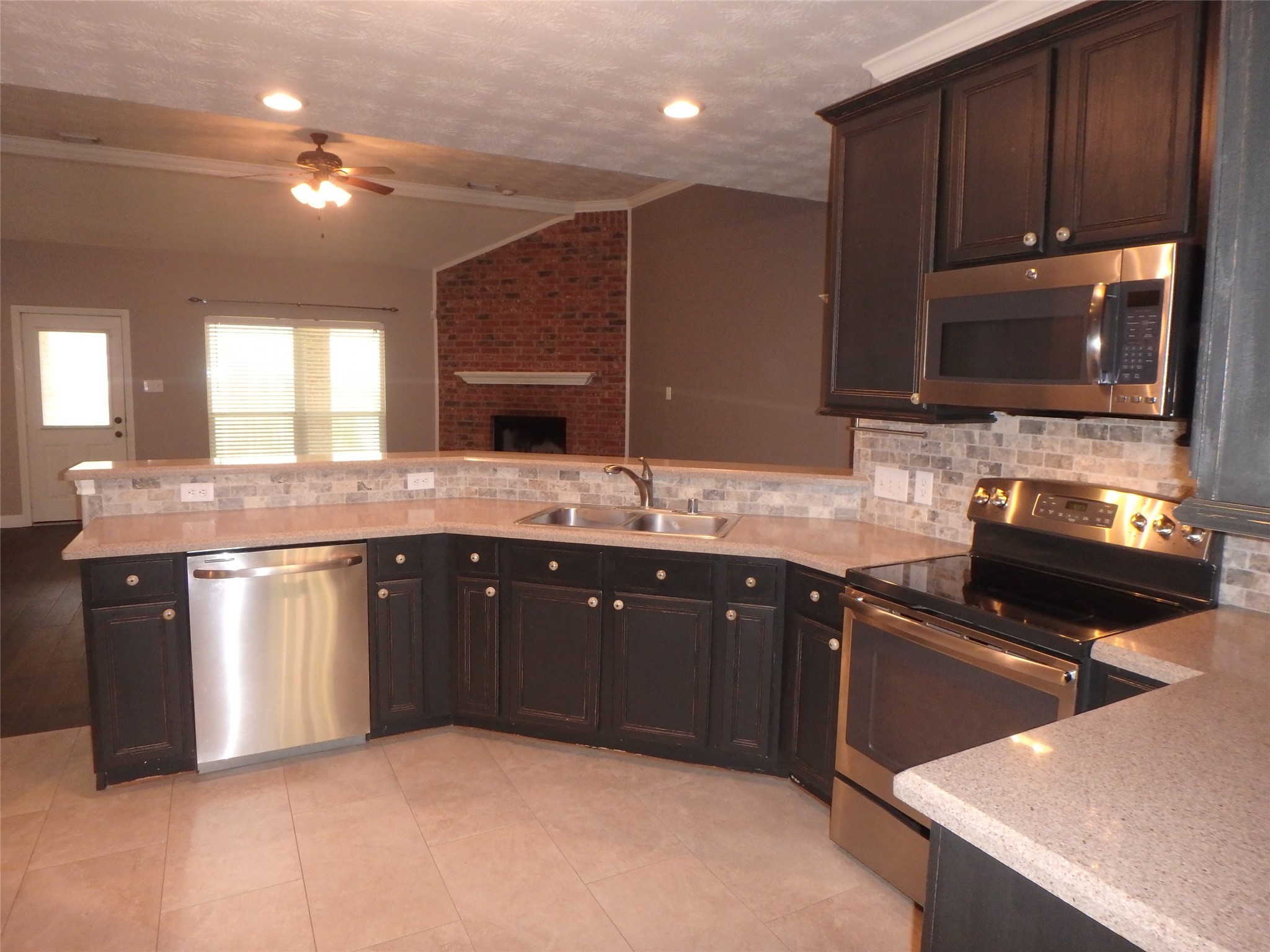 Montgomery Condo: 3804 Mystic Circle