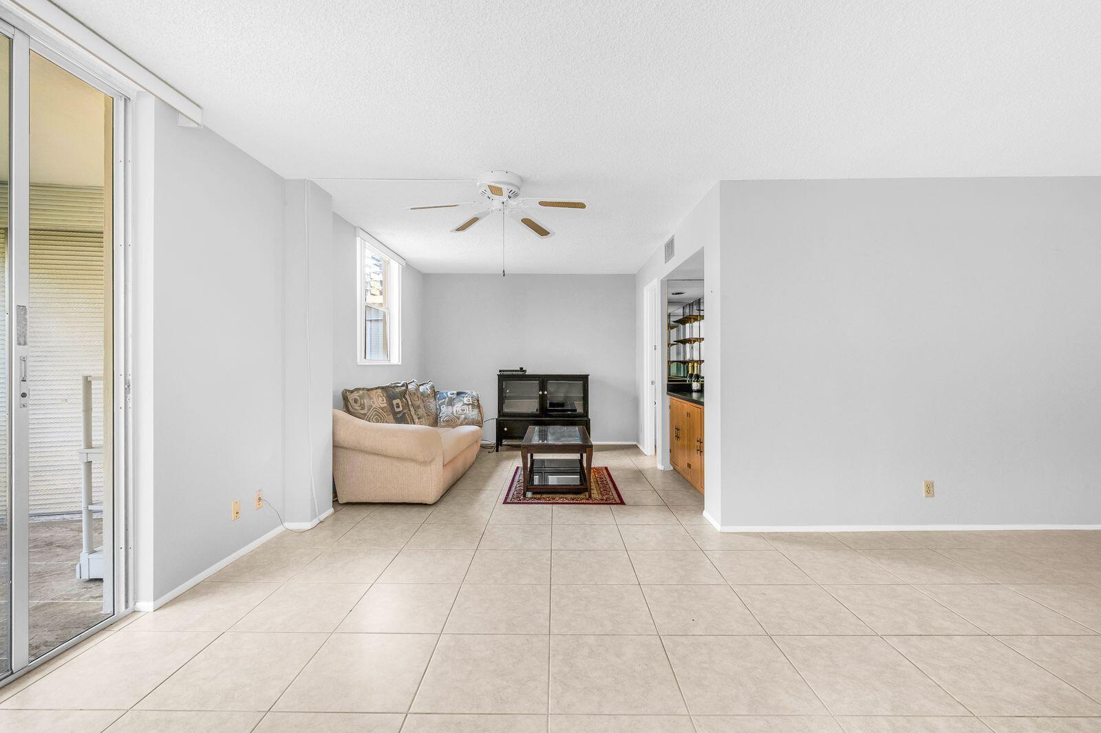 Boca Raton Condo: 6461 Northwest 2nd Avenue