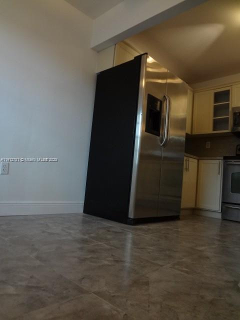 Miami Condo: 452 Northeast 210th Cir Terrace