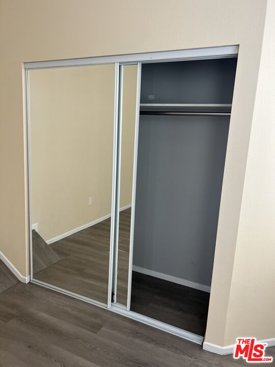 Los Angeles Condo: 117 East 45th Street