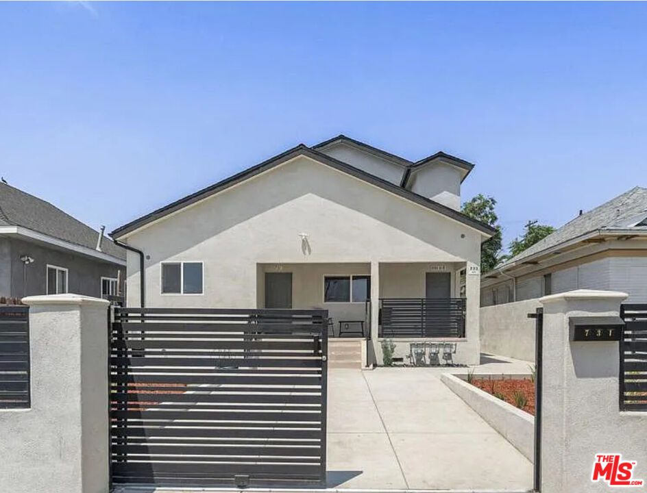 Los Angeles Condo: 731 East 33rd Street