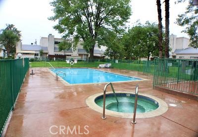 Canoga Park Condo: 21015 Gresham Street