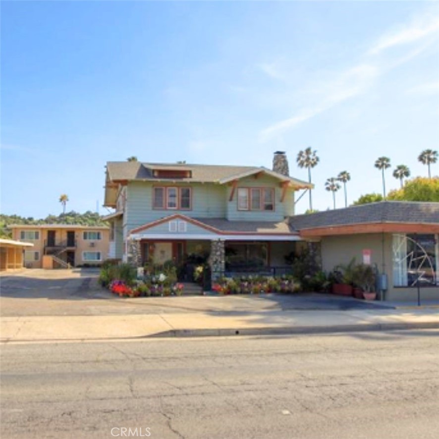 Glendora Condo: 414 East Rte 66
