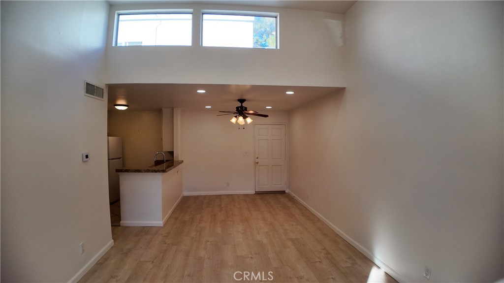 Tarzana Condo: 18645 Hatteras Street