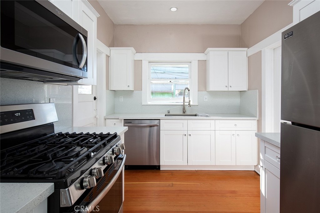 Glendale Condo: 113 North Columbus Avenue