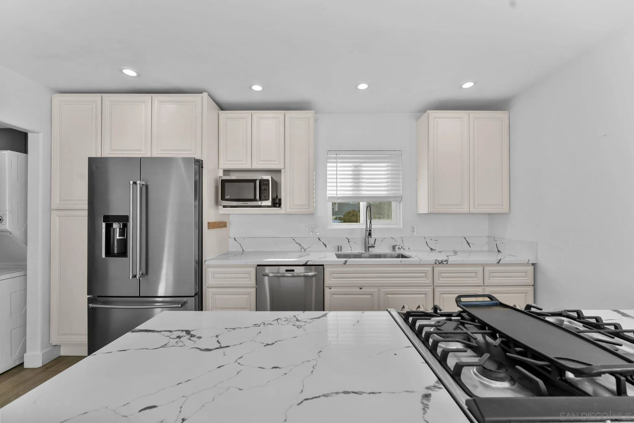 San Diego Condo: 4673 Terrace Drive