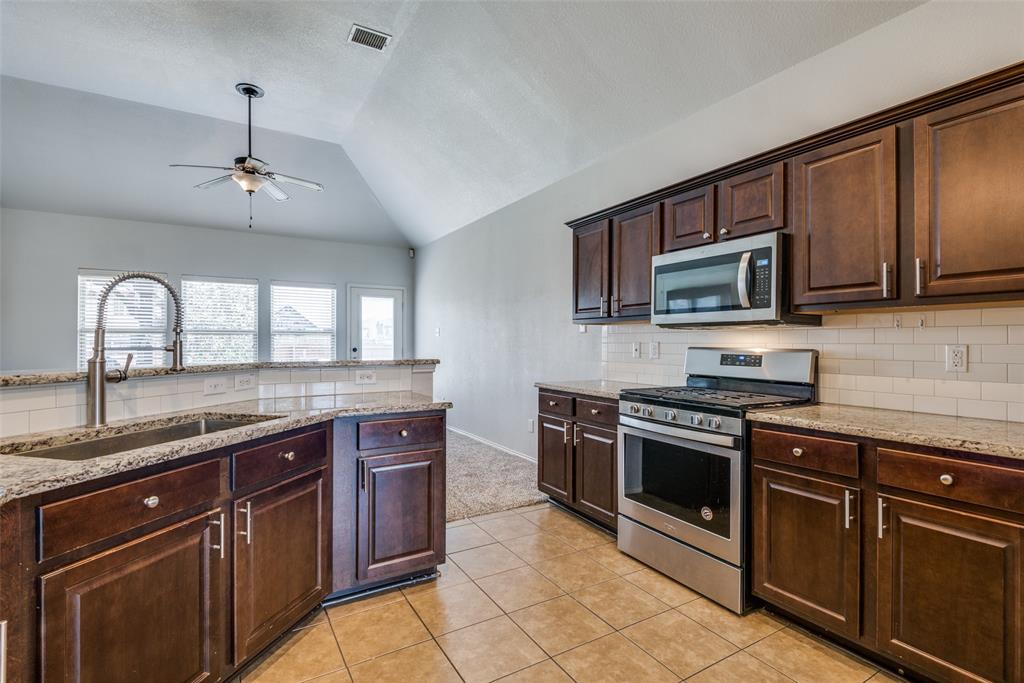 Little Elm Condo: 1433 Villa Paloma Boulevard