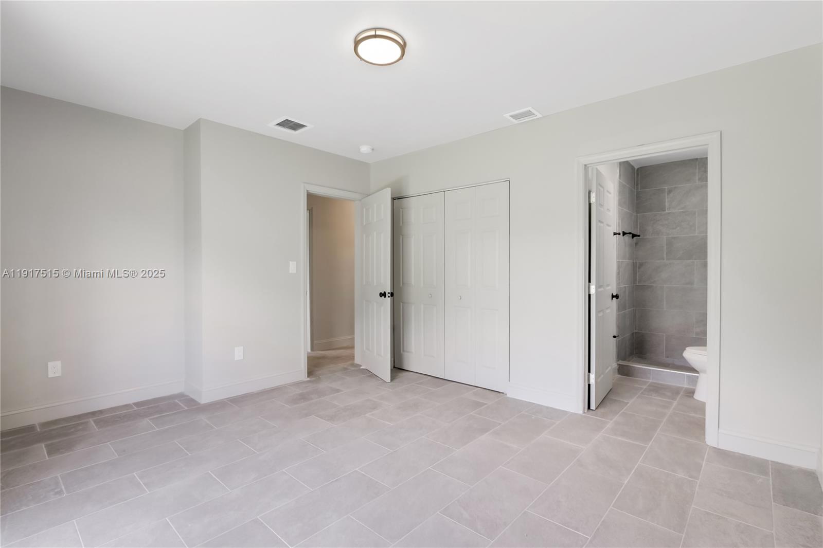 Pompano Beach Condo: 981 Northwest 4th Avenue