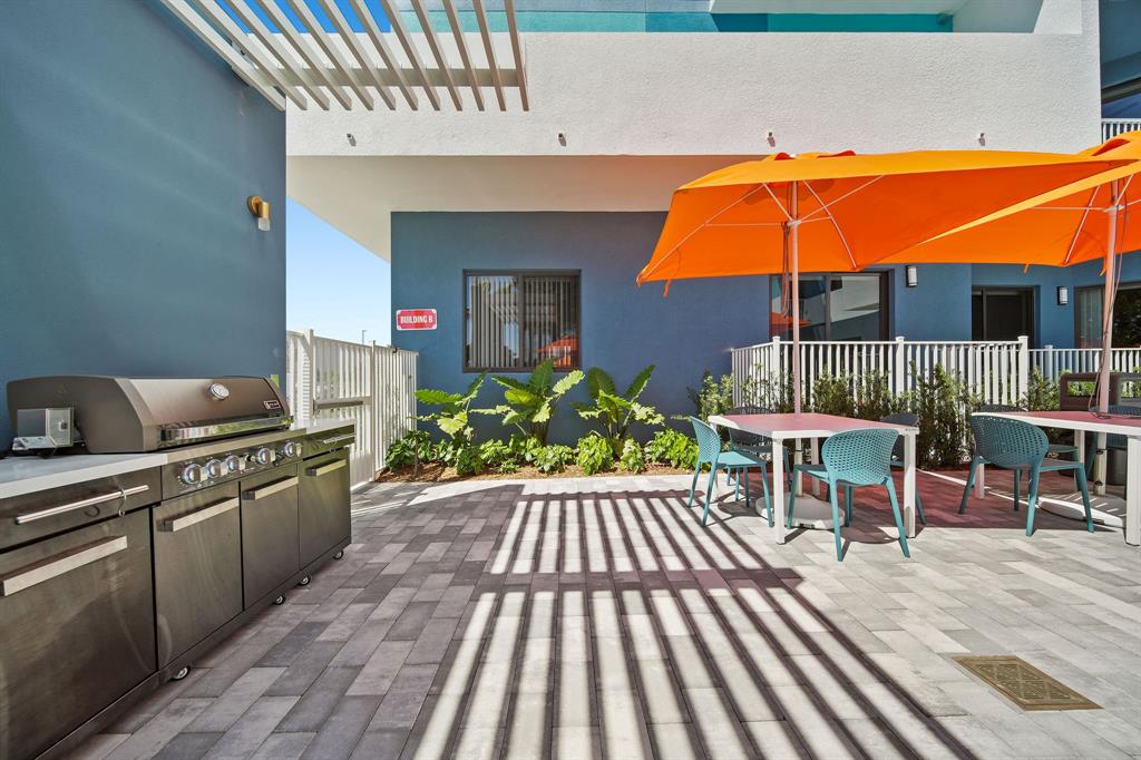 Lake Worth Beach Condo: 3300 Boutwell Road