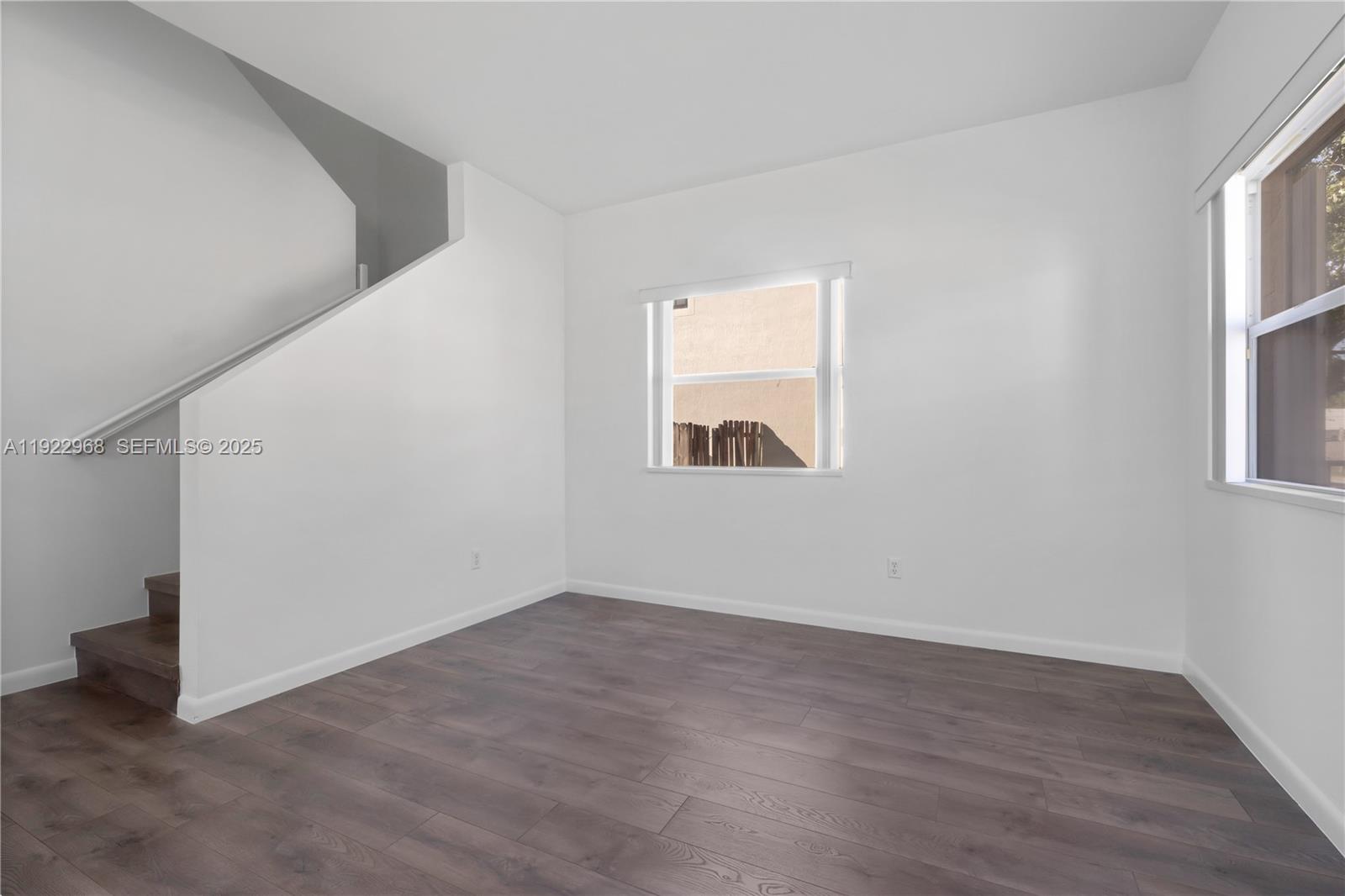 Davie Condo: 5610 Southwest 43rd Street