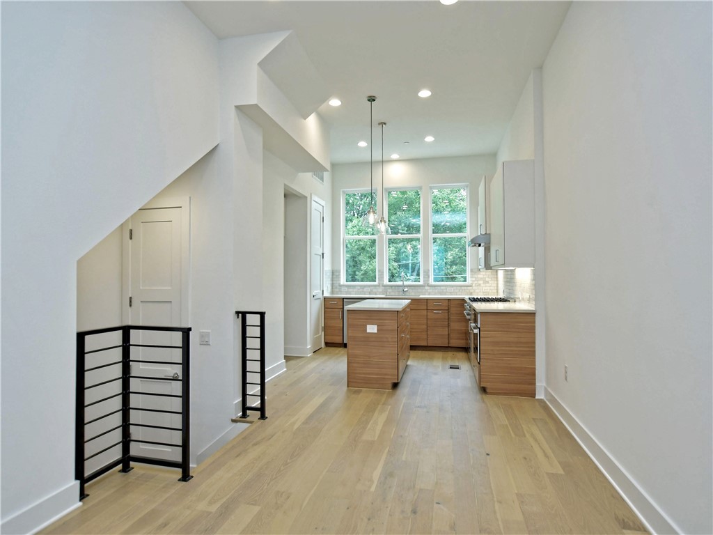 Austin Condo: 3500 Harmon Avenue