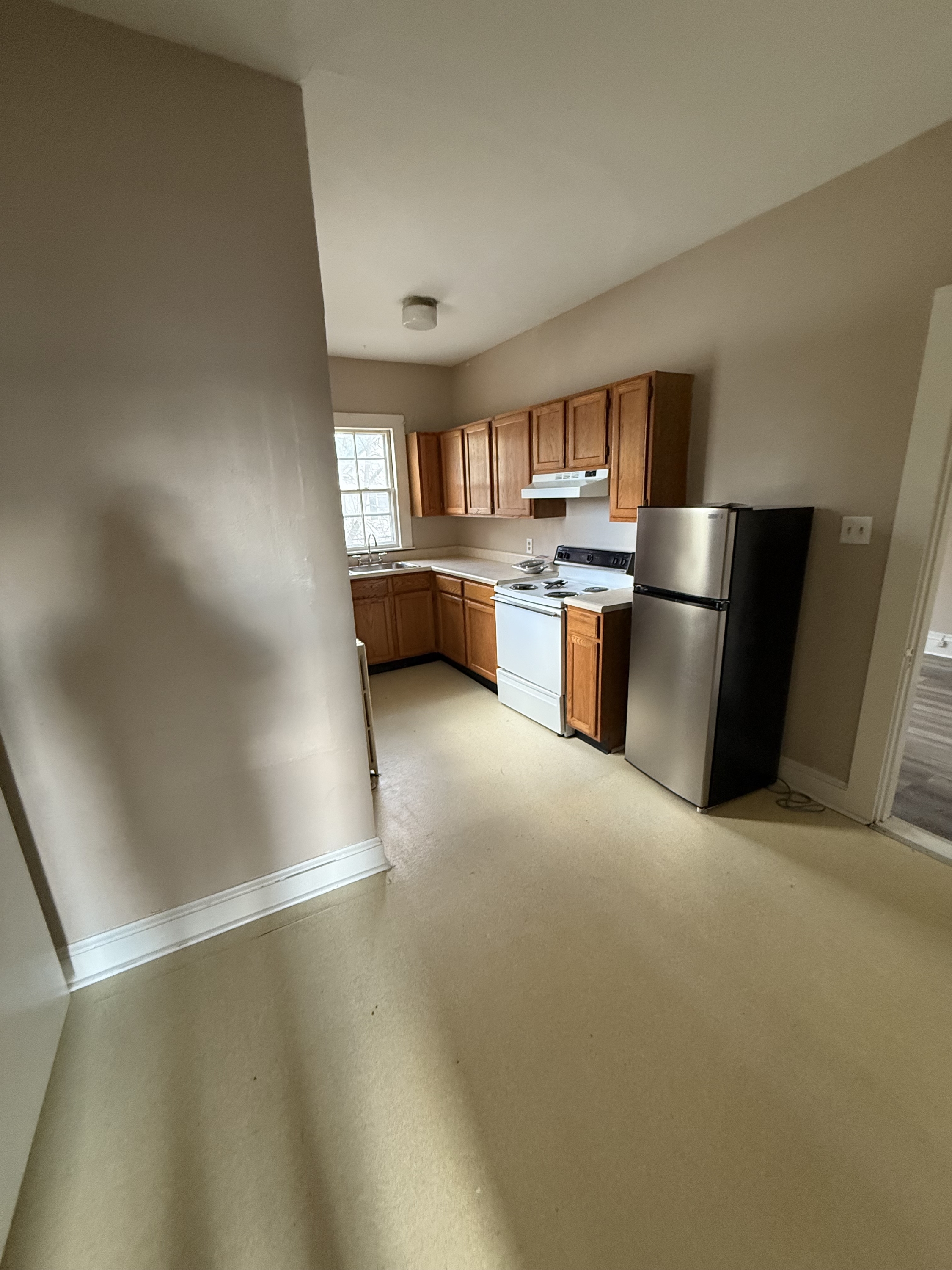 Waterville Apartment: 40 Pleasant St