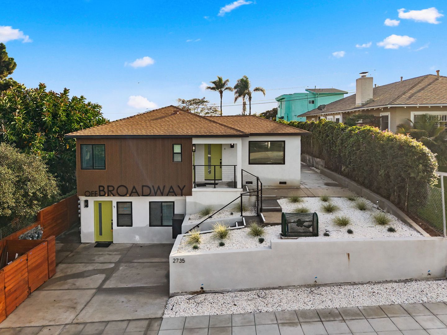 San Diego Condo: 2735 Broadway