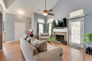 Arlington Condo: 6419 Valleybrooke Court