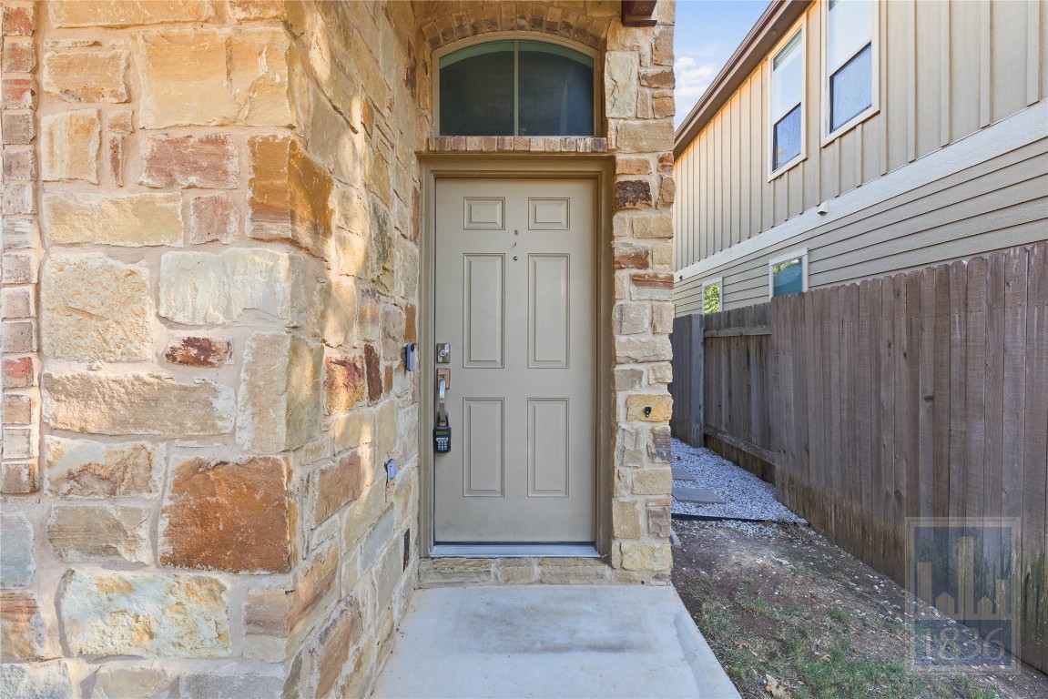 Austin Condo: 7233 Menchaca Road