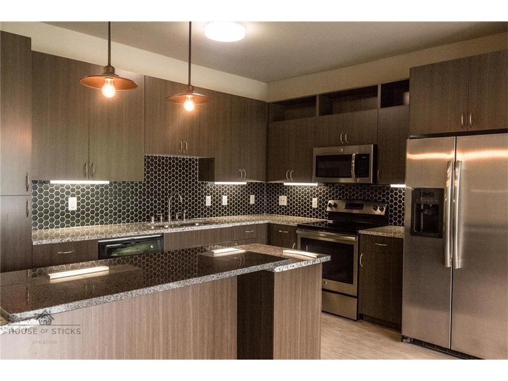 Dallas Condo: 1965 Matilda Street