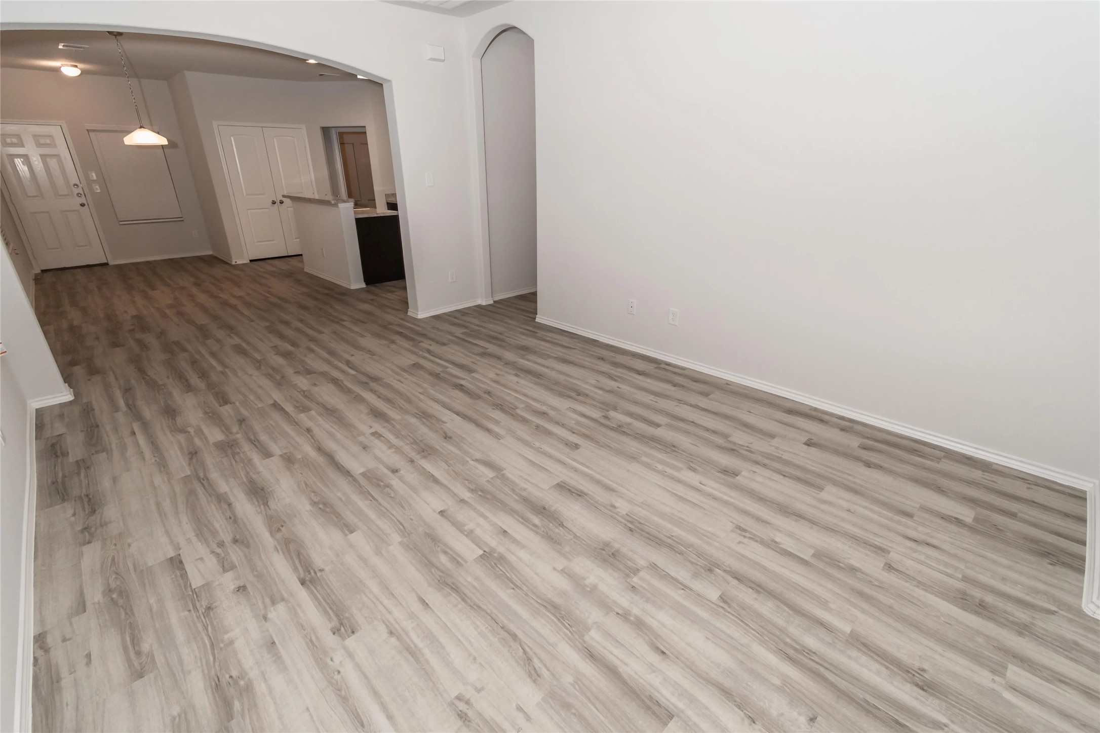 Houston Condo: 8602 Wilkins Oaks Drive