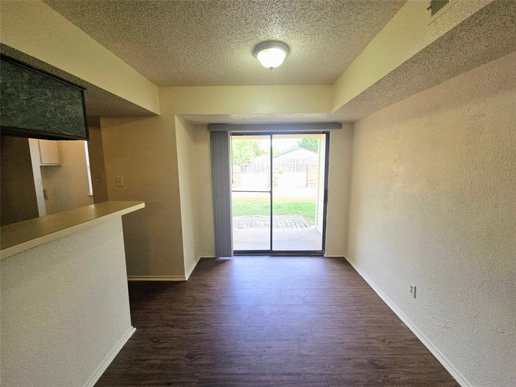 North Richland Hills Condo: 5032 Winder Court