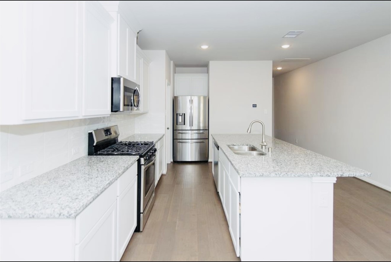 Katy Condo: 27930 Western Crk Court