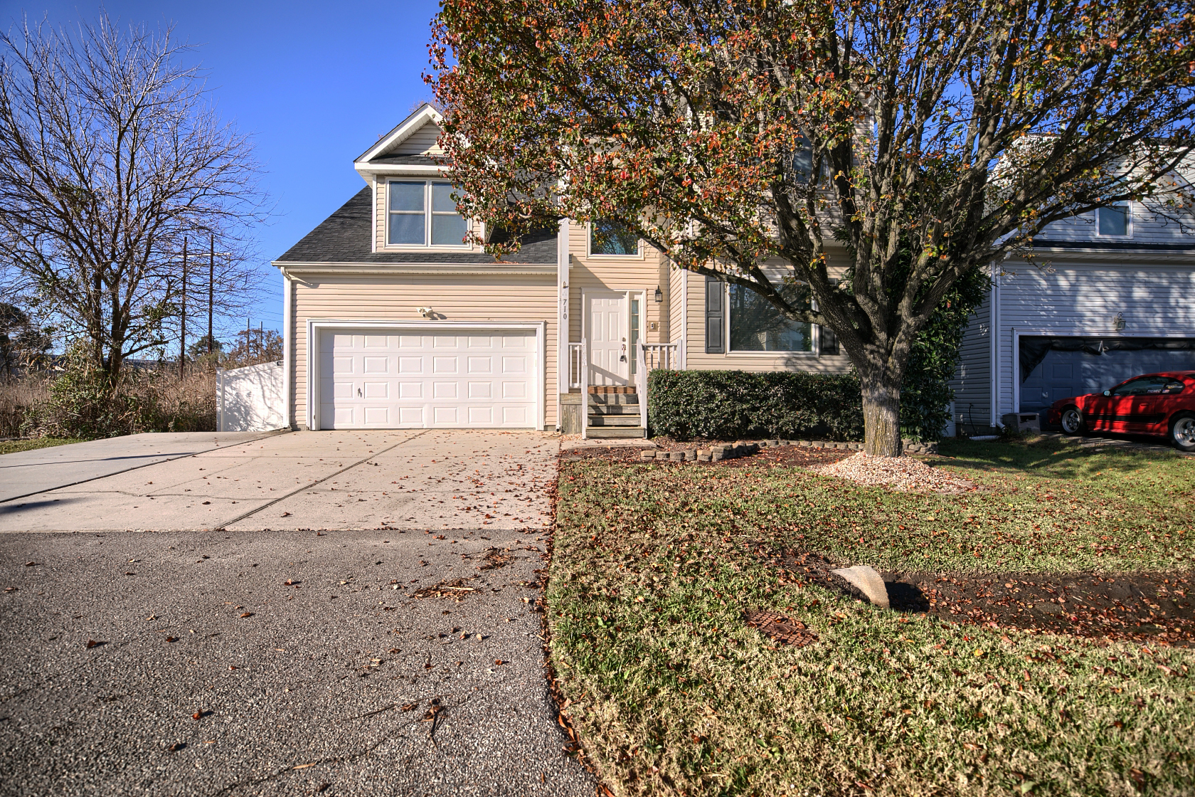 Chesapeake House: 710 Ray Avenue