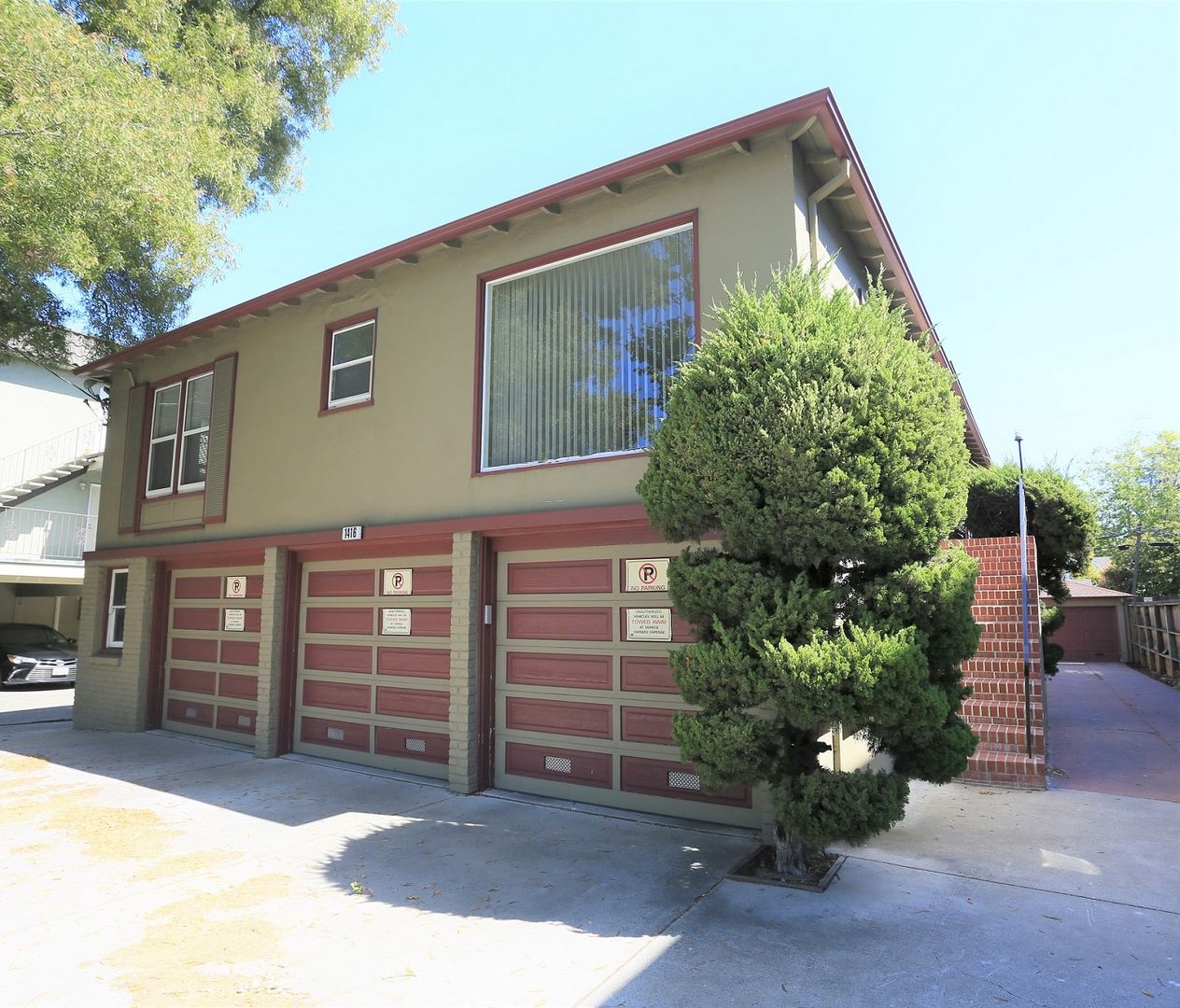 Burlingame Condo: 1416 El Camino Real