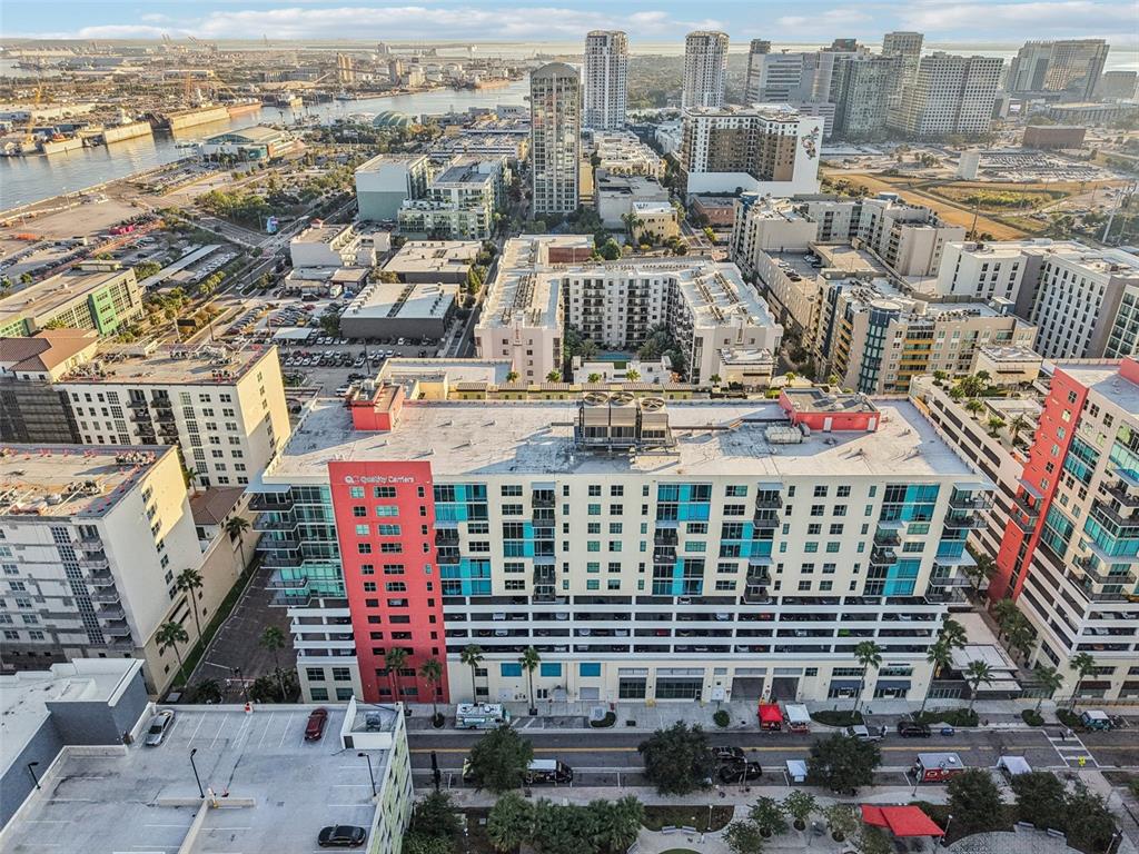 Tampa Condo: 1208 East Kennedy Boulevard