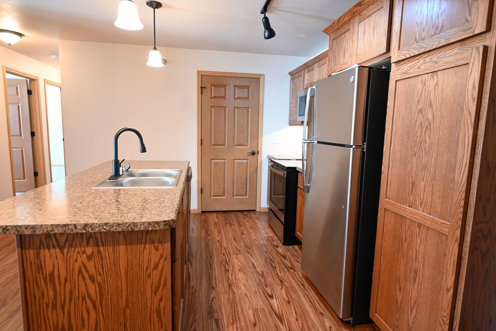 Tomah Apartment: 1028 Berry Ave