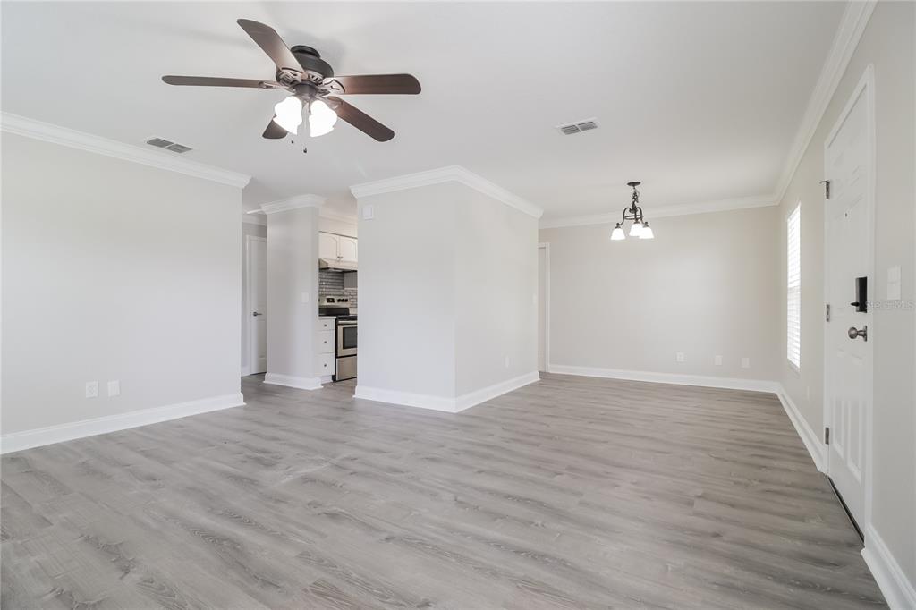 Longwood Condo: 505 East Palmetto Avenue