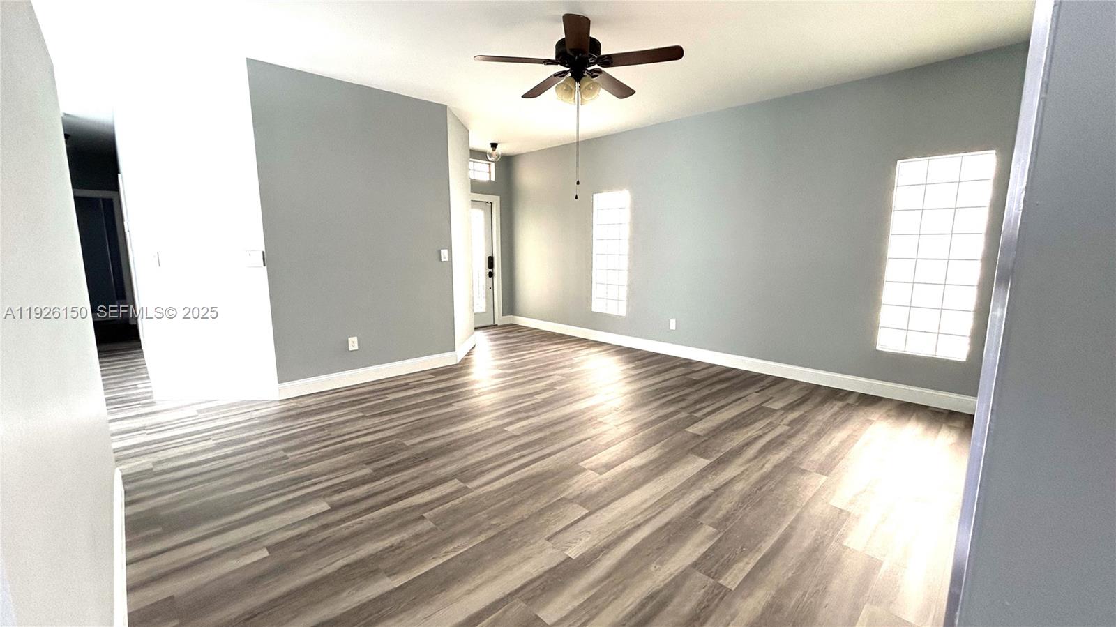 Pembroke Pines Condo: Lakes of Western Pines