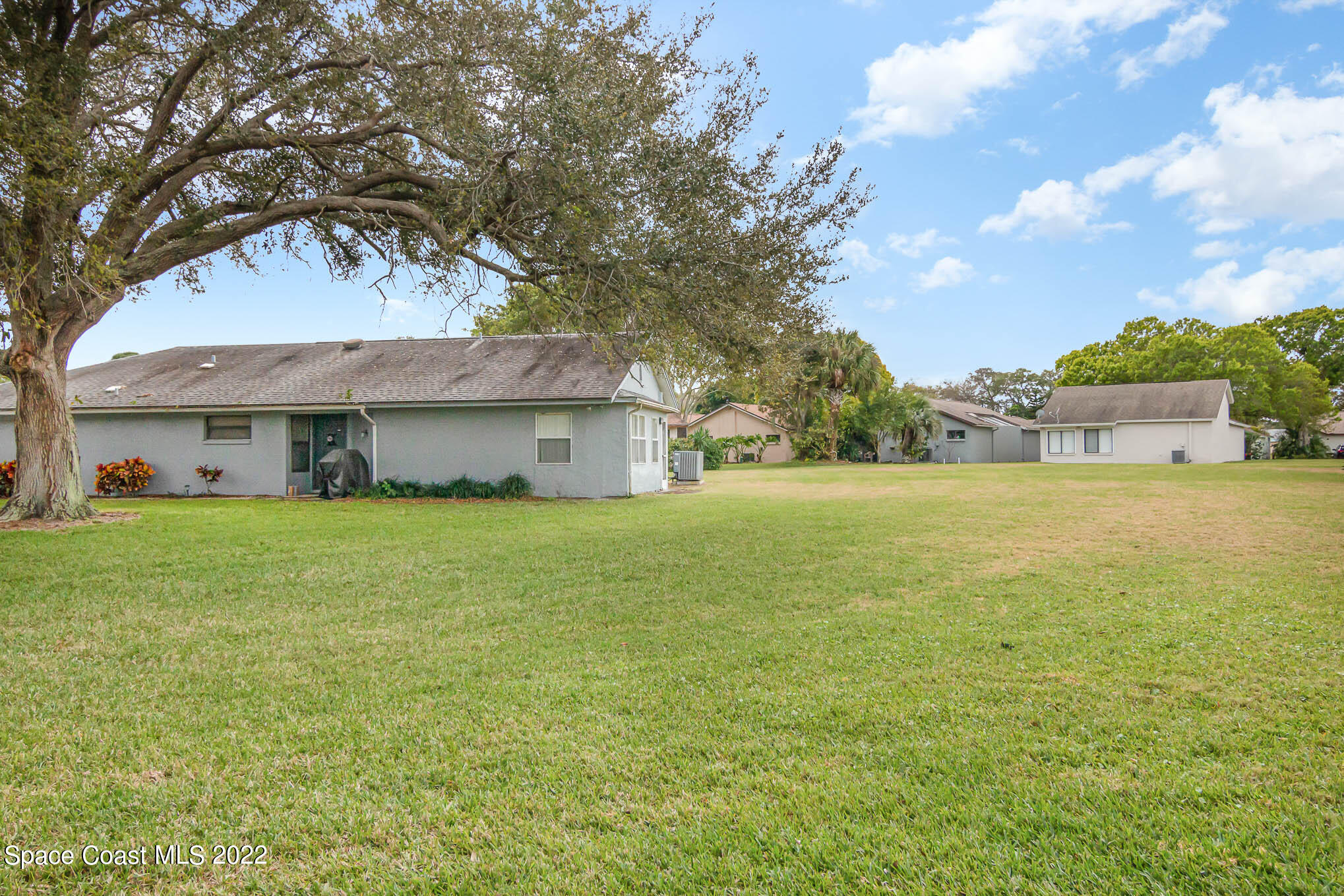 Melbourne Condo: 382 Cypress Point Drive