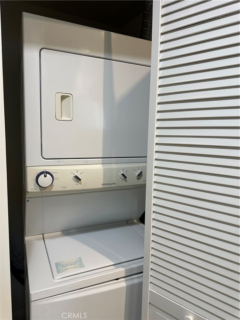 Sherman Oaks Condo: 14343 Tiara Street