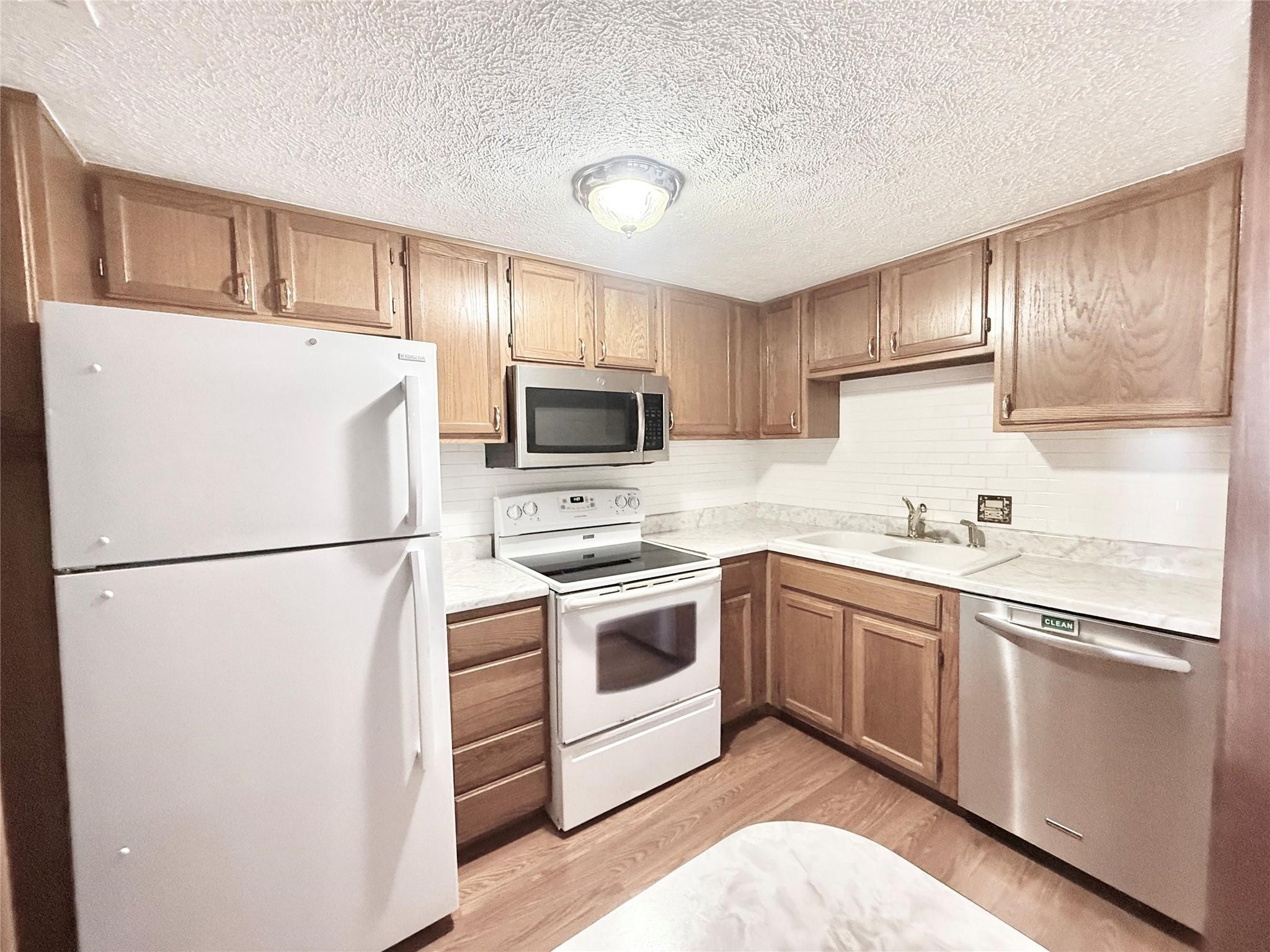 Houston Condo: 2016 Main Street