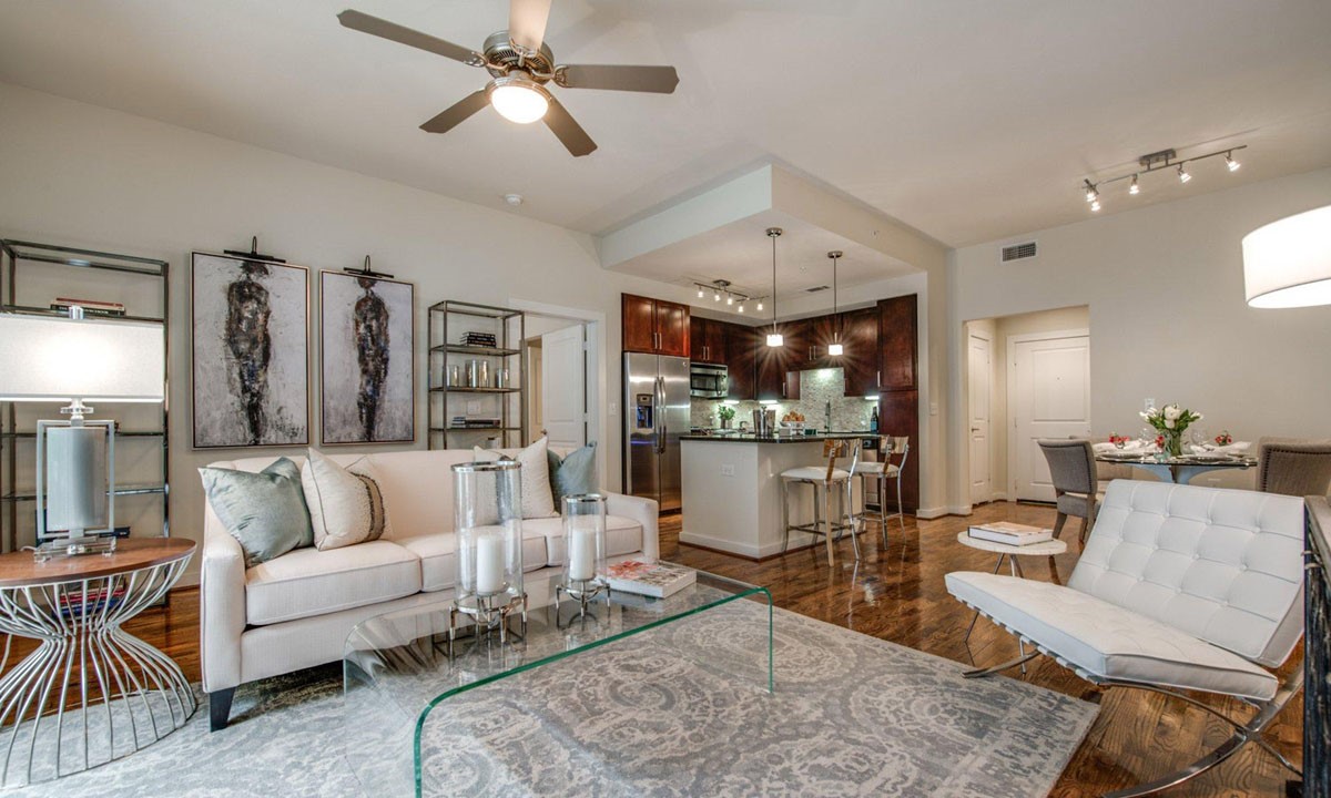Houston Condo: 500 Crawford Street