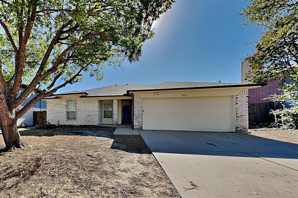 Arlington Condo: 1006 Flamewood Drive