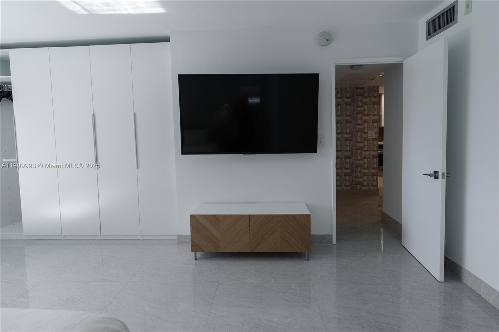 Pompano Beach Condo: 4017 North Cypress Drive