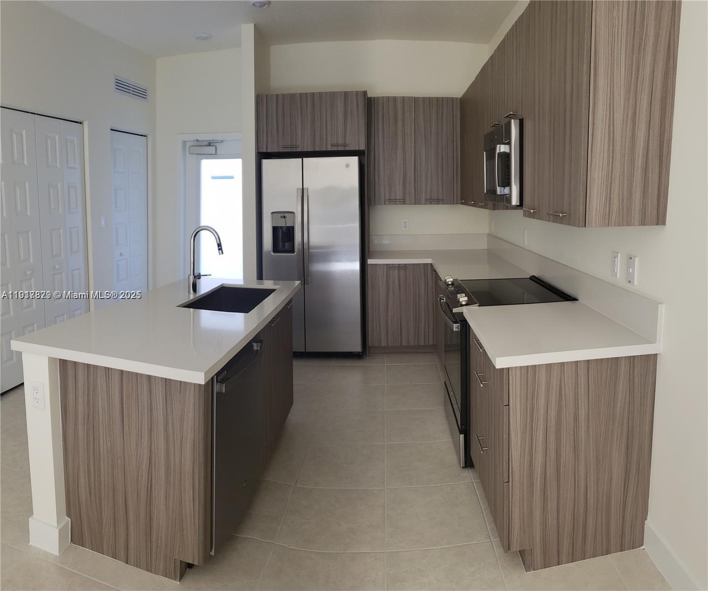 Doral Condo: 8363 Northwest 41st Street